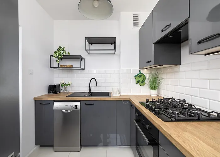 Lejlighed Business On Sluzew By Ecru Wwa90 *