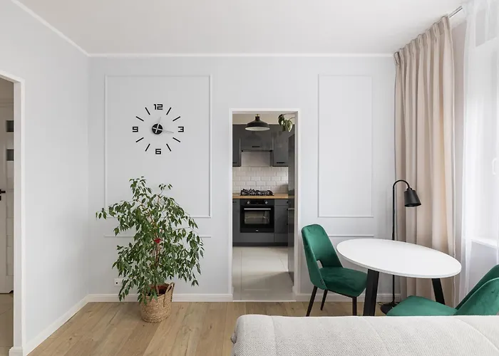 Business On Sluzew By Ecru Wwa90 * Warszawa